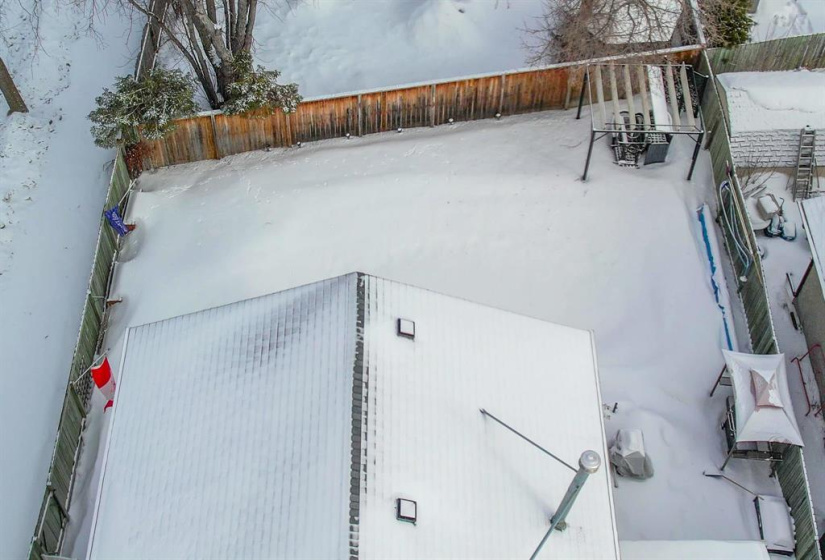 126 Woodview, 3 Bedrooms Bedrooms, 16 Rooms Rooms,2 BathroomsBathrooms,Residential,For Sale,Woodview