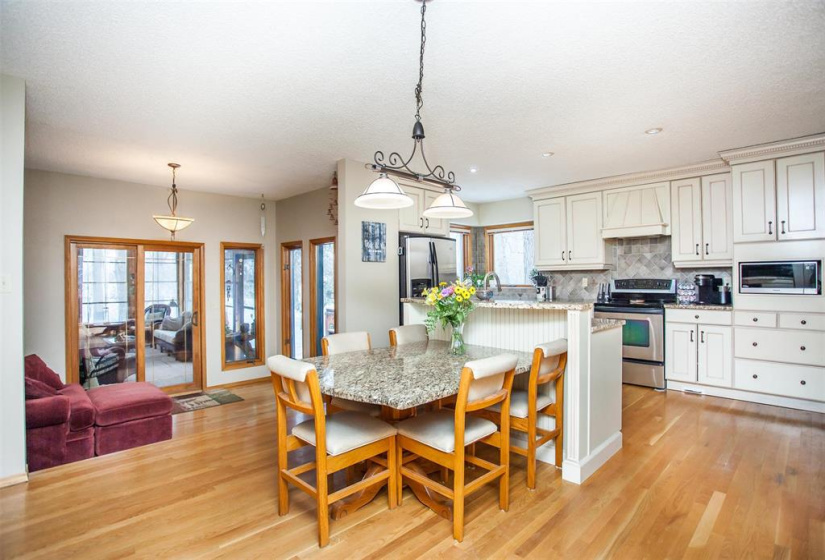 111 EMPIRE, 5 Bedrooms Bedrooms, 14 Rooms Rooms,3 BathroomsBathrooms,Residential,For Sale,EMPIRE