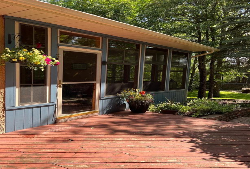 111 EMPIRE, 5 Bedrooms Bedrooms, 14 Rooms Rooms,3 BathroomsBathrooms,Residential,For Sale,EMPIRE