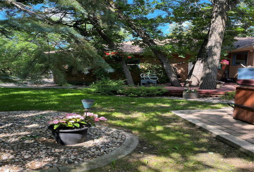 111 EMPIRE, 5 Bedrooms Bedrooms, 14 Rooms Rooms,3 BathroomsBathrooms,Residential,For Sale,EMPIRE