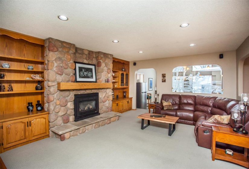 111 EMPIRE, 5 Bedrooms Bedrooms, 14 Rooms Rooms,3 BathroomsBathrooms,Residential,For Sale,EMPIRE