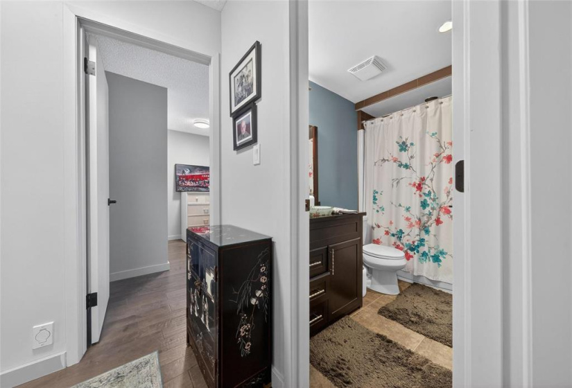 66 Southlawn, 4 Bedrooms Bedrooms, 12 Rooms Rooms,2 BathroomsBathrooms,Residential,For Sale,Southlawn