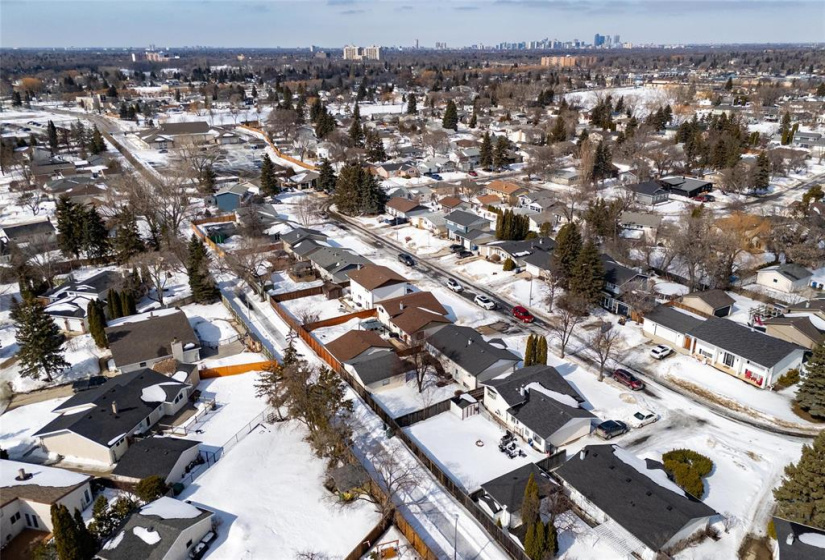 83 Cormorant, 4 Bedrooms Bedrooms, 12 Rooms Rooms,2 BathroomsBathrooms,Residential,For Sale,Cormorant