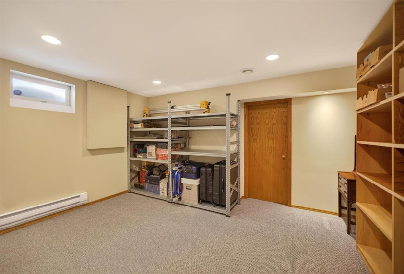 Basement Bedroom/Office