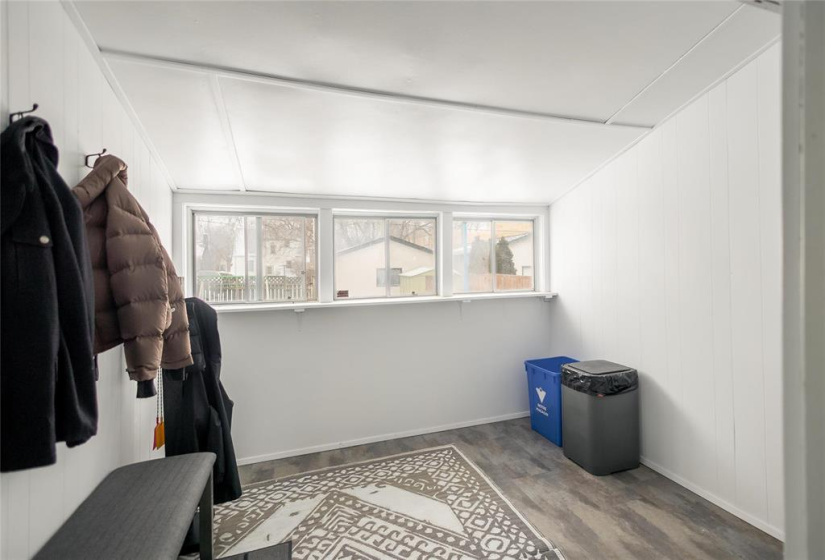 79 Bristol, 3 Bedrooms Bedrooms, 11 Rooms Rooms,1 BathroomBathrooms,Residential,For Sale,Bristol