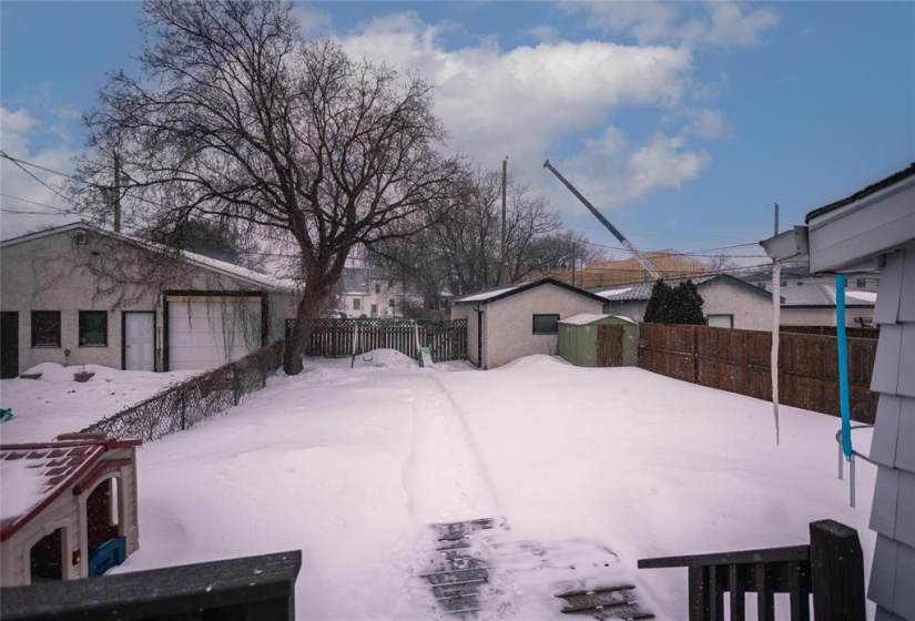 79 Bristol, 3 Bedrooms Bedrooms, 11 Rooms Rooms,1 BathroomBathrooms,Residential,For Sale,Bristol