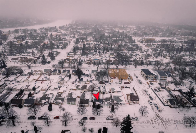 79 Bristol, 3 Bedrooms Bedrooms, 11 Rooms Rooms,1 BathroomBathrooms,Residential,For Sale,Bristol