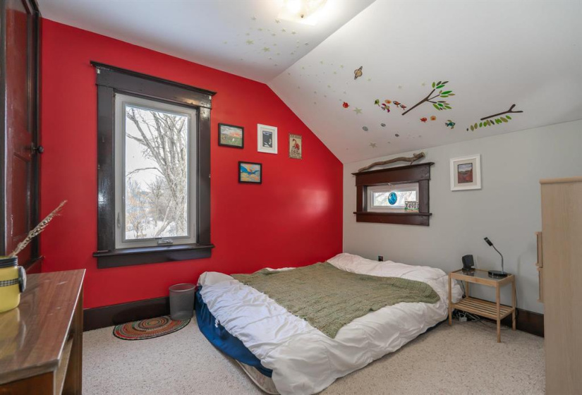 756 Beresford, 5 Bedrooms Bedrooms, 13 Rooms Rooms,2 BathroomsBathrooms,Residential,For Sale,Beresford