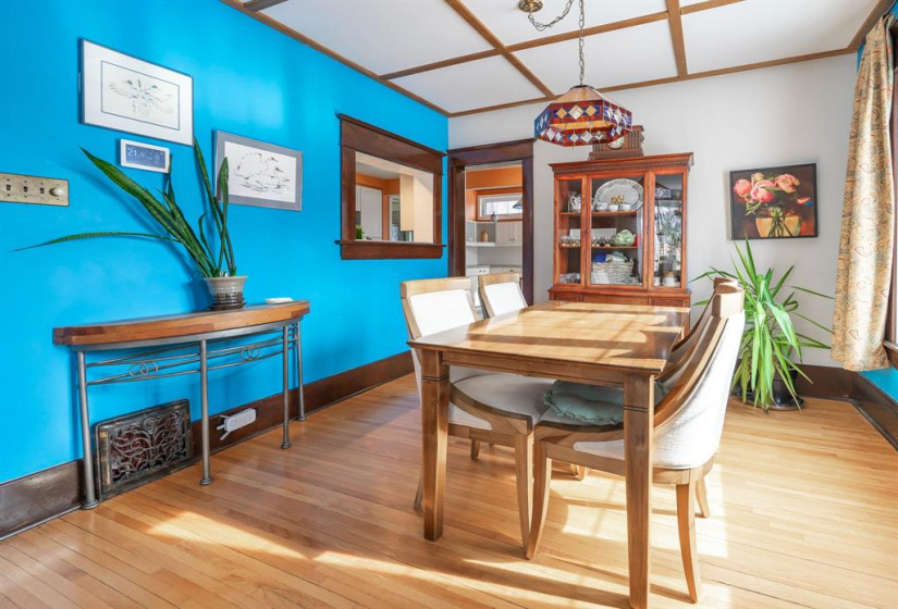 756 Beresford, 5 Bedrooms Bedrooms, 13 Rooms Rooms,2 BathroomsBathrooms,Residential,For Sale,Beresford