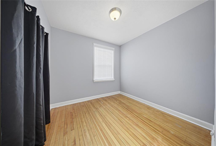 424 Anderson, 4 Bedrooms Bedrooms, 13 Rooms Rooms,2 BathroomsBathrooms,Residential,For Sale,Anderson