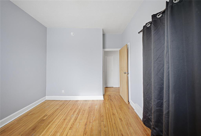 424 Anderson, 4 Bedrooms Bedrooms, 13 Rooms Rooms,2 BathroomsBathrooms,Residential,For Sale,Anderson