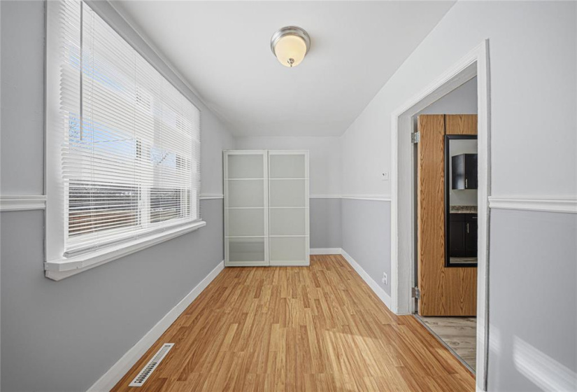 424 Anderson, 4 Bedrooms Bedrooms, 13 Rooms Rooms,2 BathroomsBathrooms,Residential,For Sale,Anderson