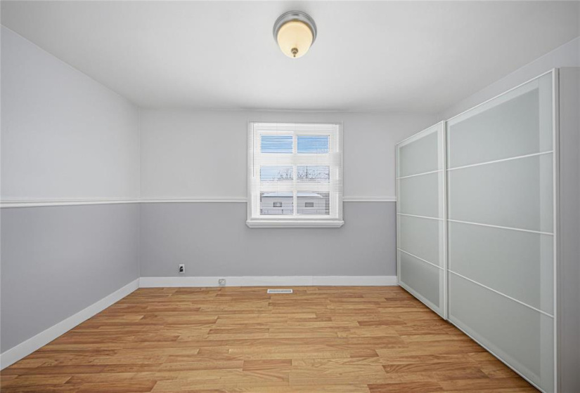 424 Anderson, 4 Bedrooms Bedrooms, 13 Rooms Rooms,2 BathroomsBathrooms,Residential,For Sale,Anderson