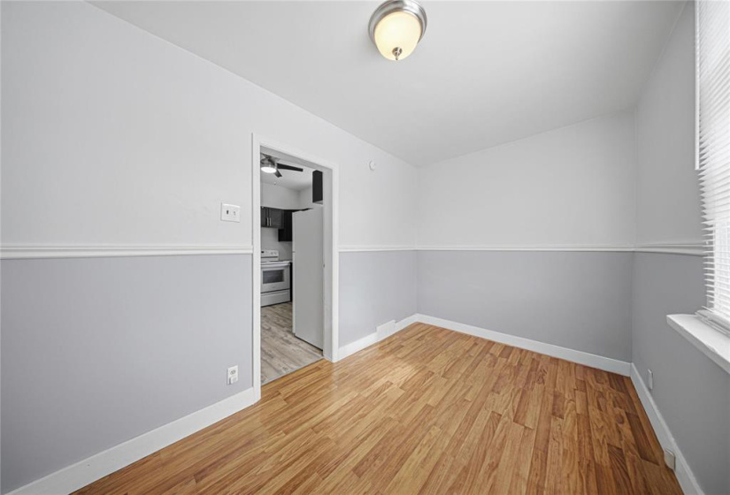 424 Anderson, 4 Bedrooms Bedrooms, 13 Rooms Rooms,2 BathroomsBathrooms,Residential,For Sale,Anderson