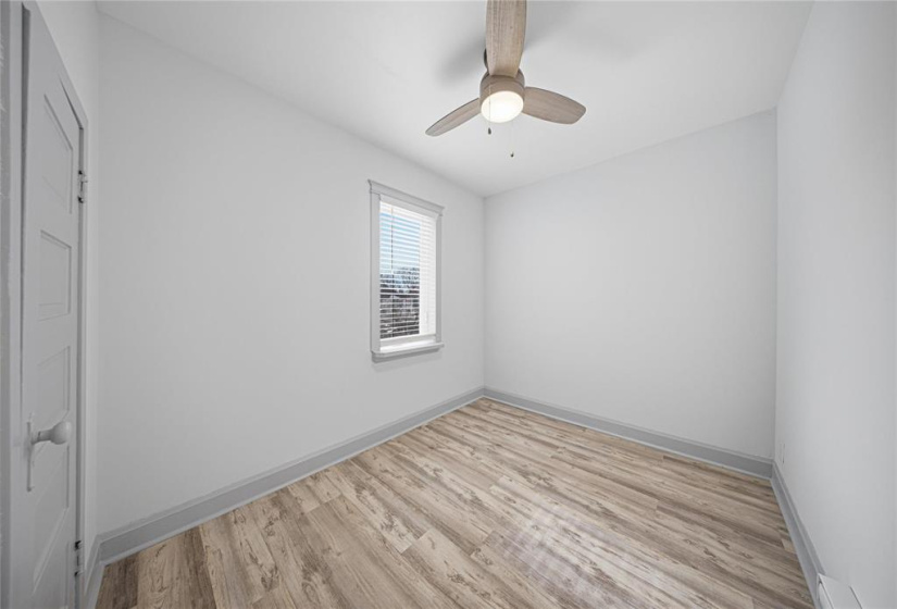 424 Anderson, 4 Bedrooms Bedrooms, 13 Rooms Rooms,2 BathroomsBathrooms,Residential,For Sale,Anderson