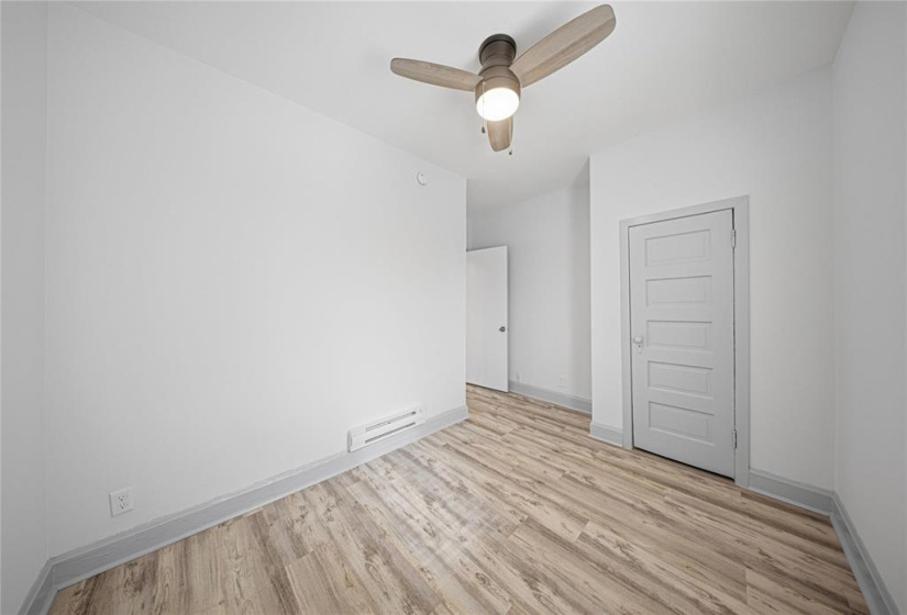 424 Anderson, 4 Bedrooms Bedrooms, 13 Rooms Rooms,2 BathroomsBathrooms,Residential,For Sale,Anderson