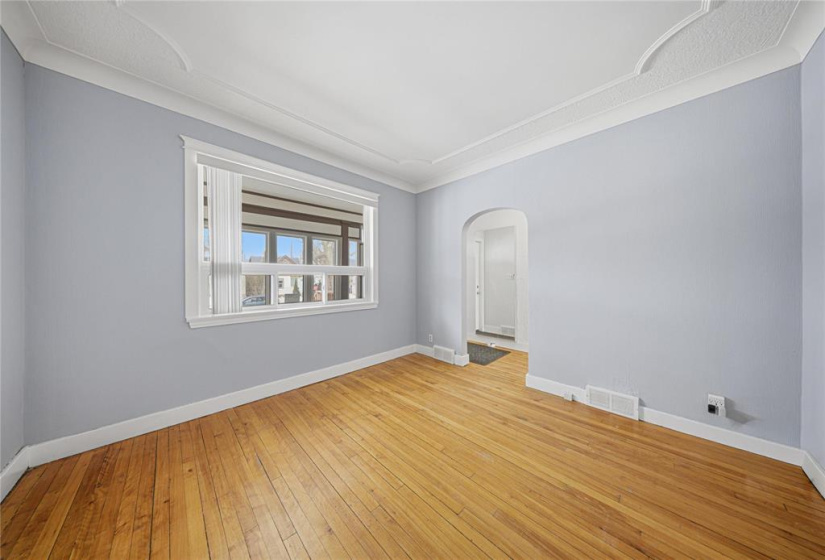 424 Anderson, 4 Bedrooms Bedrooms, 13 Rooms Rooms,2 BathroomsBathrooms,Residential,For Sale,Anderson