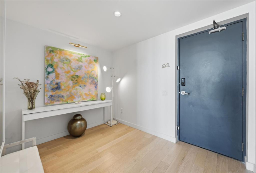 311 Hargrave, 1 Bedroom Bedrooms, 5 Rooms Rooms,Condominium,For Sale,Hargrave