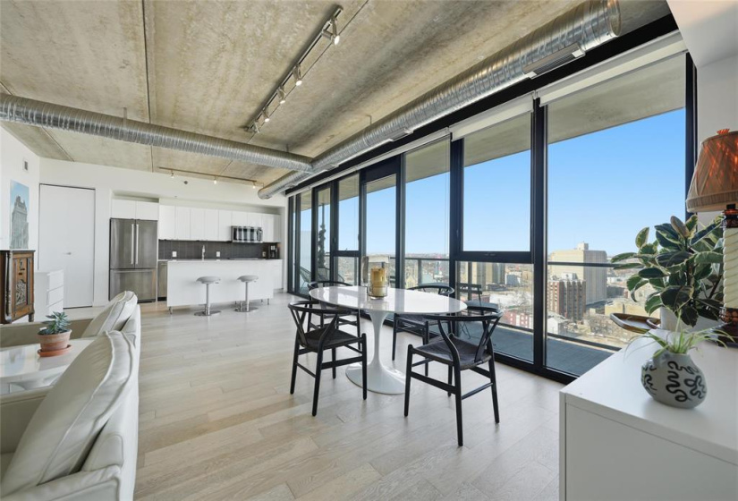 311 Hargrave, 1 Bedroom Bedrooms, 5 Rooms Rooms,Condominium,For Sale,Hargrave