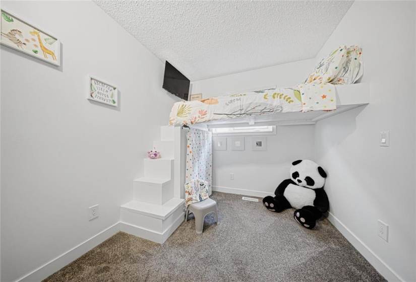 1841 Plessis, 3 Bedrooms Bedrooms, 13 Rooms Rooms,2 BathroomsBathrooms,Residential,For Sale,Plessis