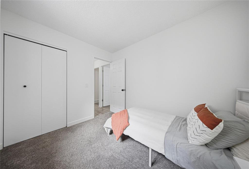 1841 Plessis, 3 Bedrooms Bedrooms, 13 Rooms Rooms,2 BathroomsBathrooms,Residential,For Sale,Plessis