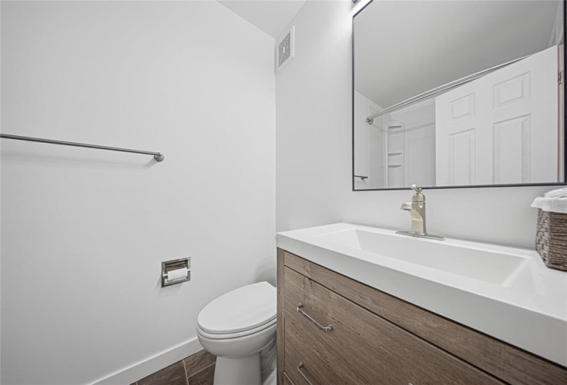 1841 Plessis, 3 Bedrooms Bedrooms, 13 Rooms Rooms,2 BathroomsBathrooms,Residential,For Sale,Plessis