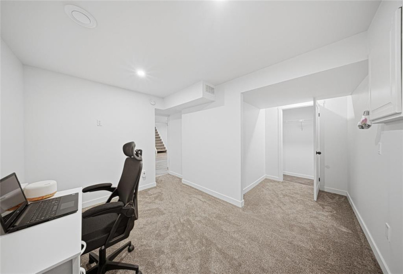 1841 Plessis, 3 Bedrooms Bedrooms, 13 Rooms Rooms,2 BathroomsBathrooms,Residential,For Sale,Plessis