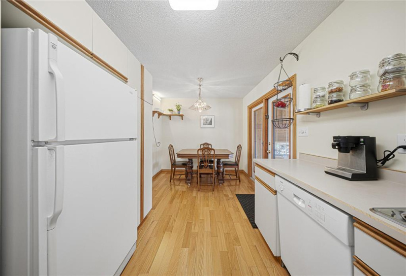 6458 Rannock, 4 Bedrooms Bedrooms, 12 Rooms Rooms,2 BathroomsBathrooms,Residential,For Sale,Rannock