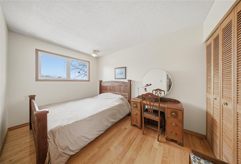 6458 Rannock, 4 Bedrooms Bedrooms, 12 Rooms Rooms,2 BathroomsBathrooms,Residential,For Sale,Rannock