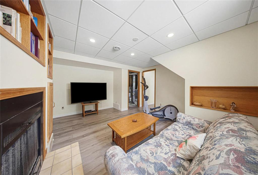 6458 Rannock, 4 Bedrooms Bedrooms, 12 Rooms Rooms,2 BathroomsBathrooms,Residential,For Sale,Rannock