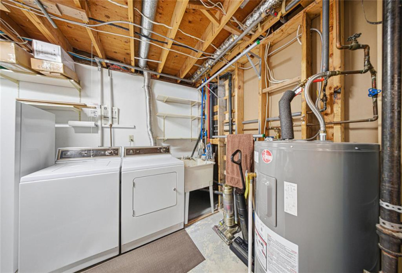 6458 Rannock, 4 Bedrooms Bedrooms, 12 Rooms Rooms,2 BathroomsBathrooms,Residential,For Sale,Rannock