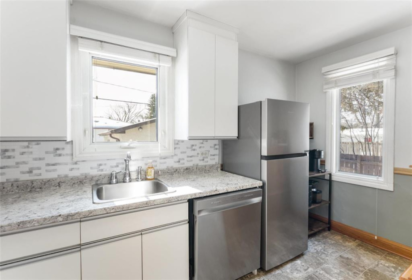 90 St Vital, 2 Bedrooms Bedrooms, 7 Rooms Rooms,1 BathroomBathrooms,Residential,For Sale,St Vital