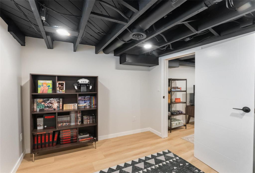 90 St Vital, 2 Bedrooms Bedrooms, 7 Rooms Rooms,1 BathroomBathrooms,Residential,For Sale,St Vital