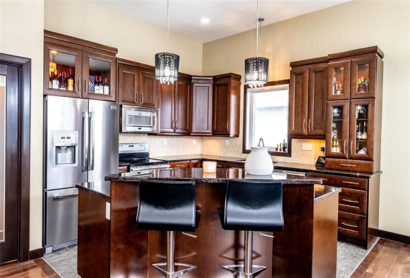 236 Holly, 3 Bedrooms Bedrooms, 12 Rooms Rooms,3 BathroomsBathrooms,Residential,For Sale,Holly