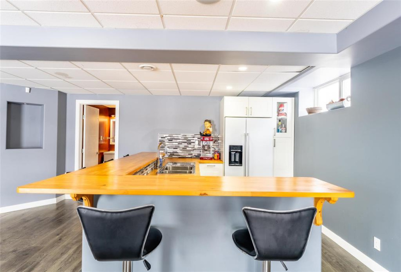 236 Holly, 3 Bedrooms Bedrooms, 12 Rooms Rooms,3 BathroomsBathrooms,Residential,For Sale,Holly