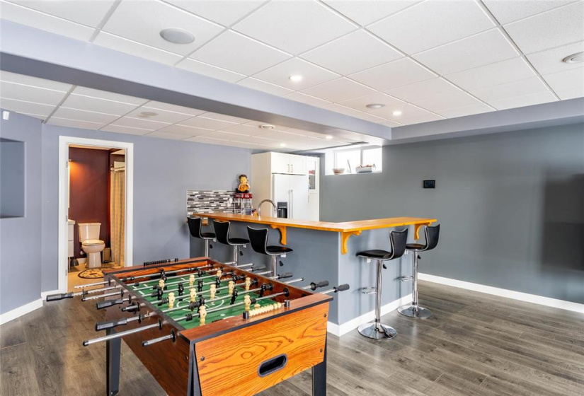 236 Holly, 3 Bedrooms Bedrooms, 12 Rooms Rooms,3 BathroomsBathrooms,Residential,For Sale,Holly