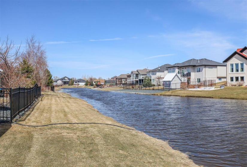 236 Holly, 3 Bedrooms Bedrooms, 12 Rooms Rooms,3 BathroomsBathrooms,Residential,For Sale,Holly