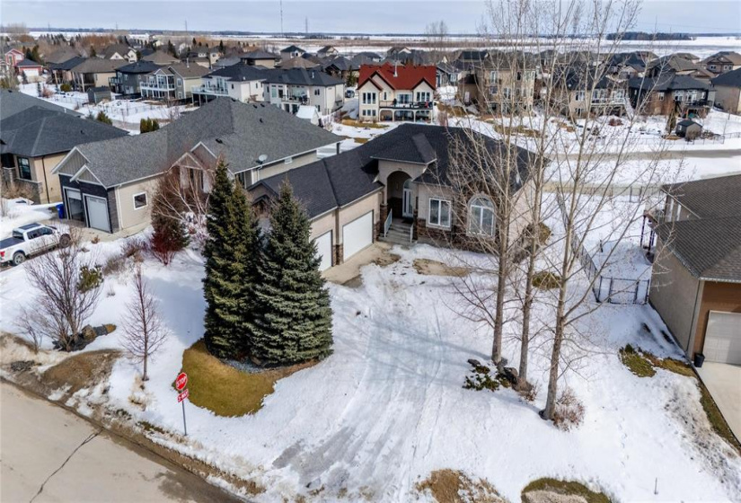 236 Holly, 3 Bedrooms Bedrooms, 12 Rooms Rooms,3 BathroomsBathrooms,Residential,For Sale,Holly