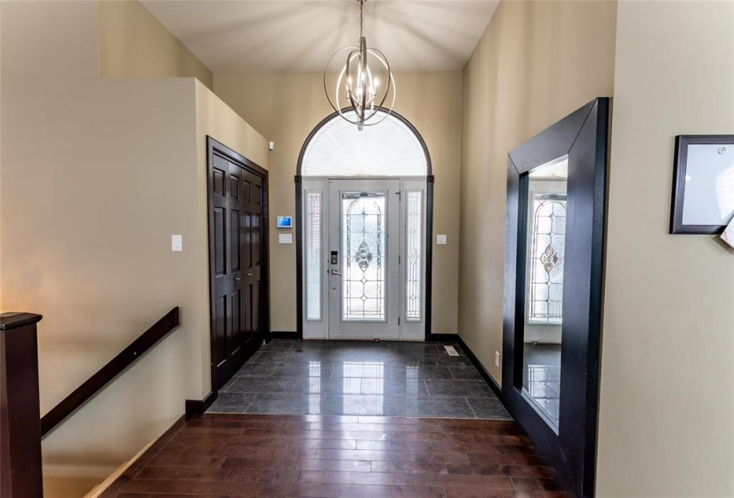 236 Holly, 3 Bedrooms Bedrooms, 12 Rooms Rooms,3 BathroomsBathrooms,Residential,For Sale,Holly