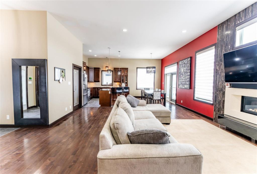 236 Holly, 3 Bedrooms Bedrooms, 12 Rooms Rooms,3 BathroomsBathrooms,Residential,For Sale,Holly