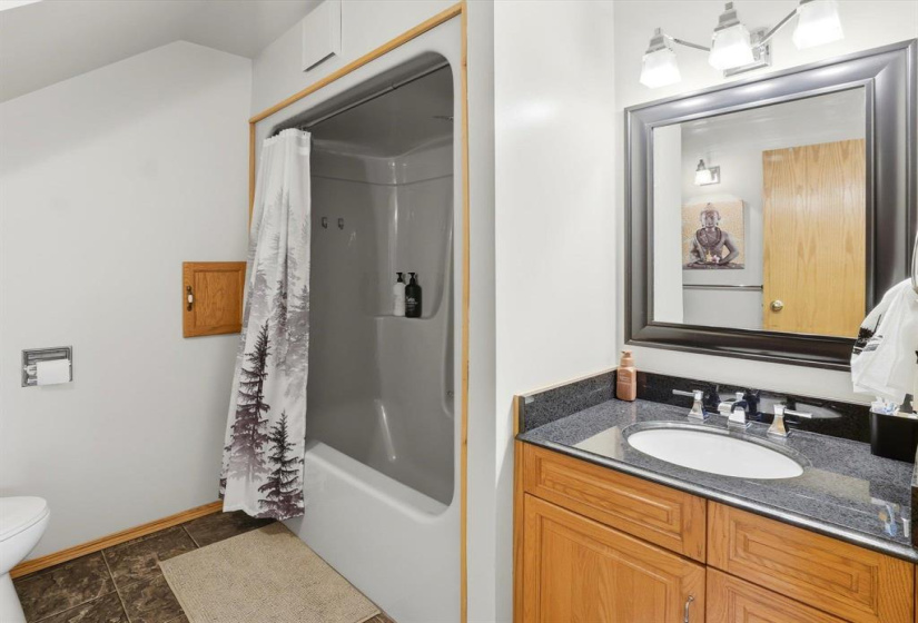 1276 BREEZY POINT, 4 Bedrooms Bedrooms, 14 Rooms Rooms,3 BathroomsBathrooms,Residential,For Sale,BREEZY POINT