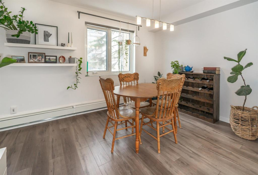 1700 Taylor, 2 Bedrooms Bedrooms, 5 Rooms Rooms,1 BathroomBathrooms,Condominium,For Sale,Taylor