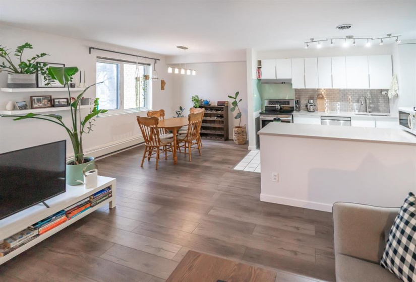 1700 Taylor, 2 Bedrooms Bedrooms, 5 Rooms Rooms,1 BathroomBathrooms,Condominium,For Sale,Taylor