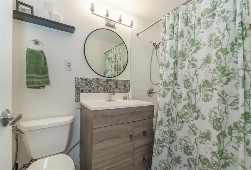 1700 Taylor, 2 Bedrooms Bedrooms, 5 Rooms Rooms,1 BathroomBathrooms,Condominium,For Sale,Taylor