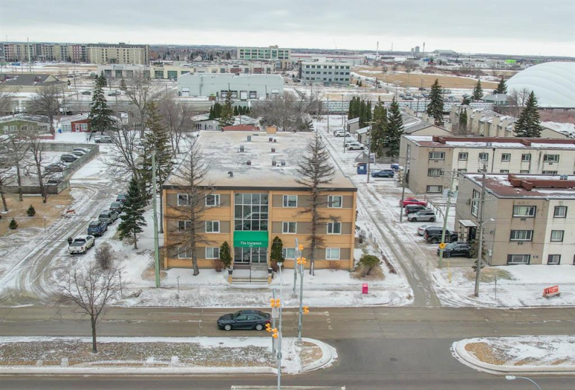 1700 Taylor, 2 Bedrooms Bedrooms, 5 Rooms Rooms,1 BathroomBathrooms,Condominium,For Sale,Taylor