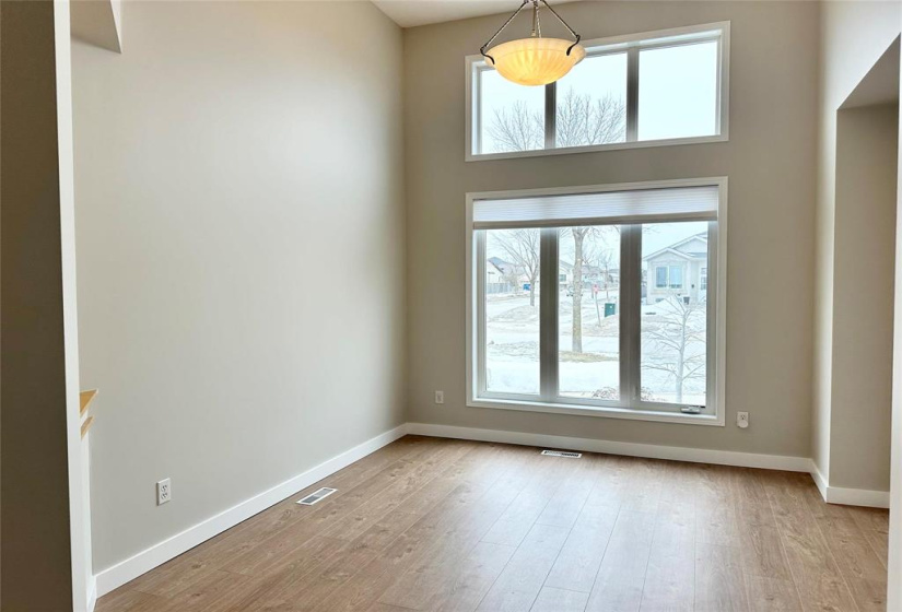 73 Erindale, 5 Bedrooms Bedrooms, 15 Rooms Rooms,3 BathroomsBathrooms,Residential,For Sale,Erindale