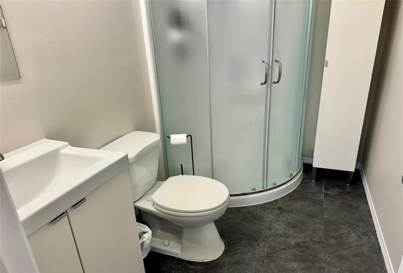 73 Erindale, 5 Bedrooms Bedrooms, 15 Rooms Rooms,3 BathroomsBathrooms,Residential,For Sale,Erindale