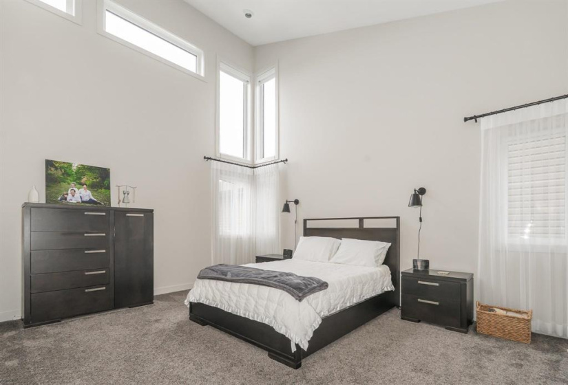 209 Bonaventure, 4 Bedrooms Bedrooms, 14 Rooms Rooms,3 BathroomsBathrooms,Residential,For Sale,Bonaventure