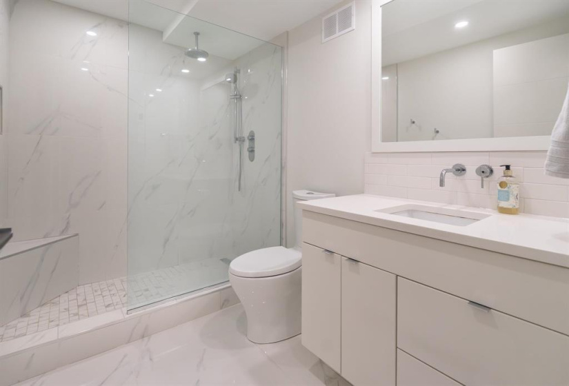 209 Bonaventure, 4 Bedrooms Bedrooms, 14 Rooms Rooms,3 BathroomsBathrooms,Residential,For Sale,Bonaventure