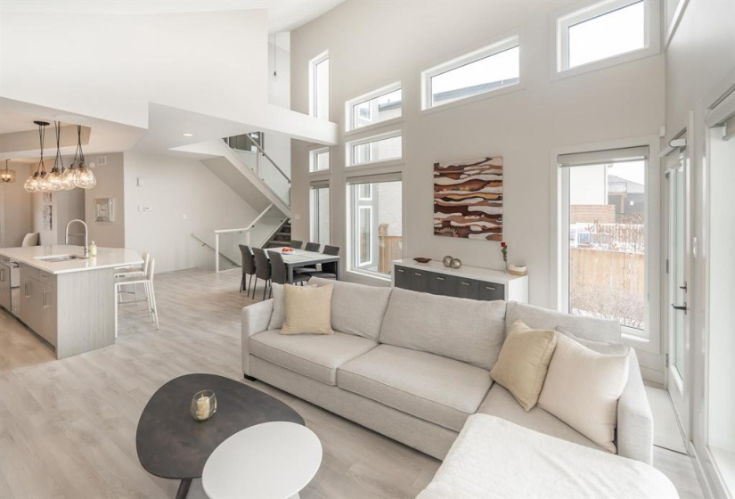 209 Bonaventure, 4 Bedrooms Bedrooms, 14 Rooms Rooms,3 BathroomsBathrooms,Residential,For Sale,Bonaventure